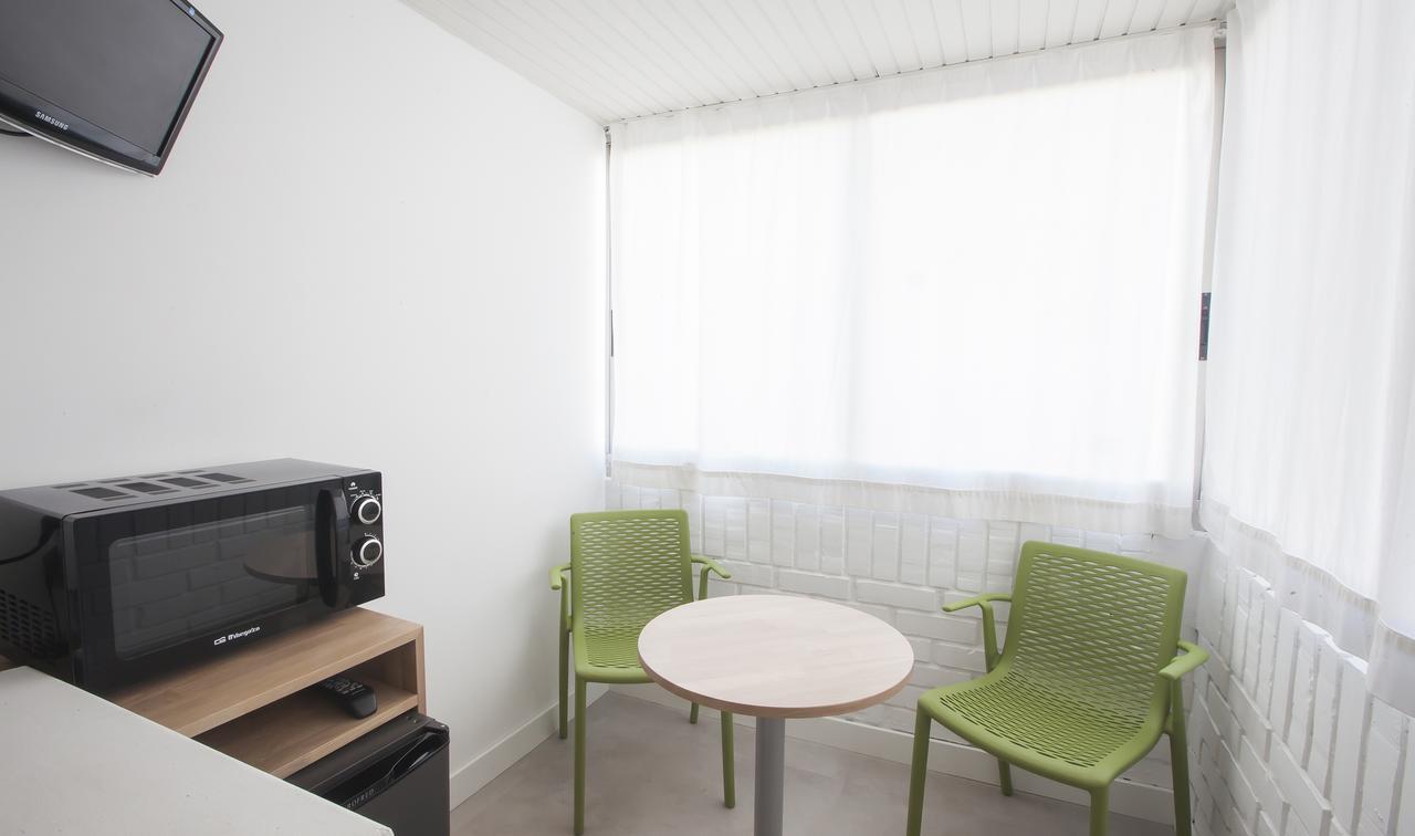 Hotel A Pamplona Bagian luar foto